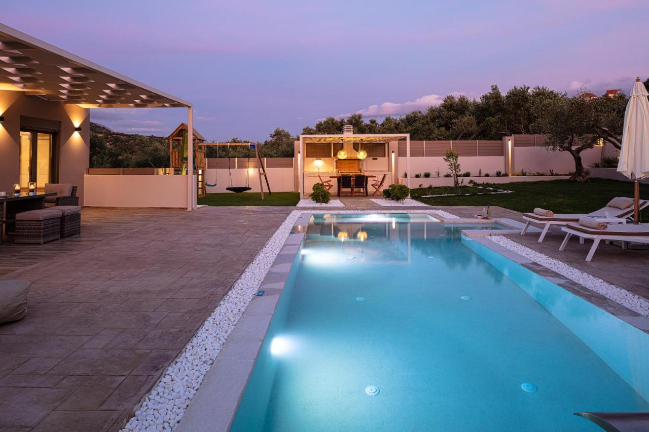 Koin Villa Sunrise, With Heated Pool & Whirlpool Perama  Dış mekan fotoğraf