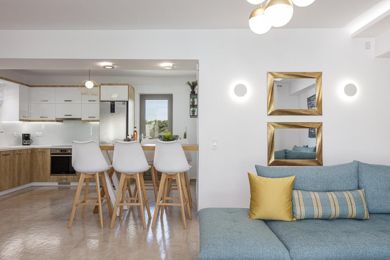 Koin Villa Sunrise, With Heated Pool & Whirlpool Perama  Dış mekan fotoğraf